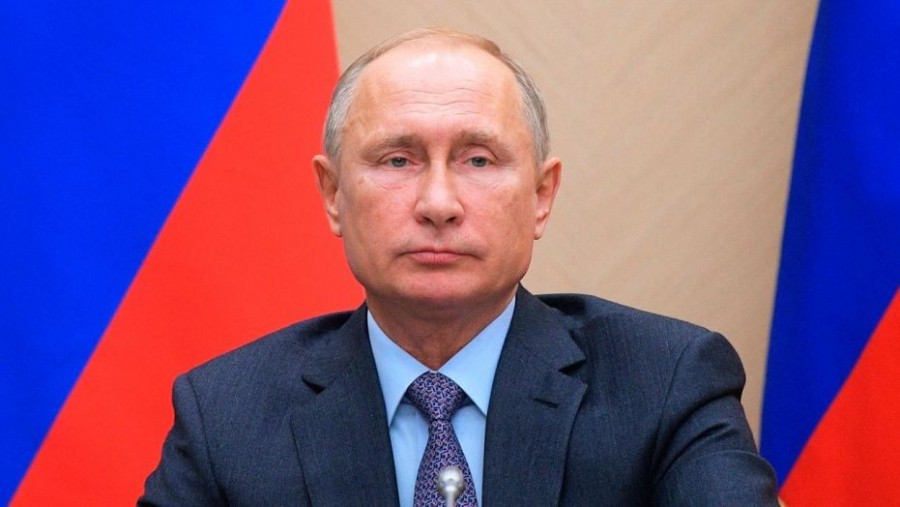 Ανησυχία για την υγεία του Putin μετά την κρίση βήχα on camera - Τι απαντά το Κρεμλίνο