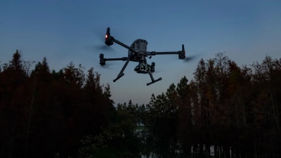 Πολωνοί απέλασαν Ουκρανό επειδή πέταξε drone κοντά στην προεδρική κατοικία