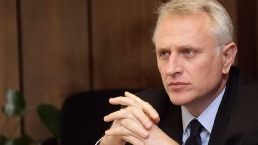 Έξαλλος ο Ραγκούσης στη Βουλή: Δεν υπάρχουν λέξεις για την αθλιότητα και χυδαιότητα του Κυριάκου Μητσοτάκη