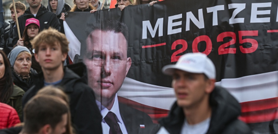 Προεδρικές εκλογές Πολωνία: Χρίσμα νίκης στον Nawrocki έδωσε το τρίτο κόμμα του Mentzen – Σύννεφα στις Βρυξέλλες