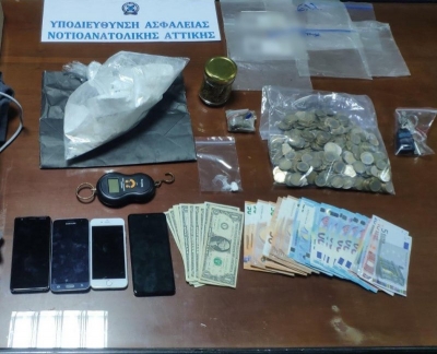 Γλυφάδα: Πέταξε 1 κιλό κοκαΐνη από το... παράθυρο αυτοκινήτου για να μην τον πιάσει η ΕΛ.ΑΣ