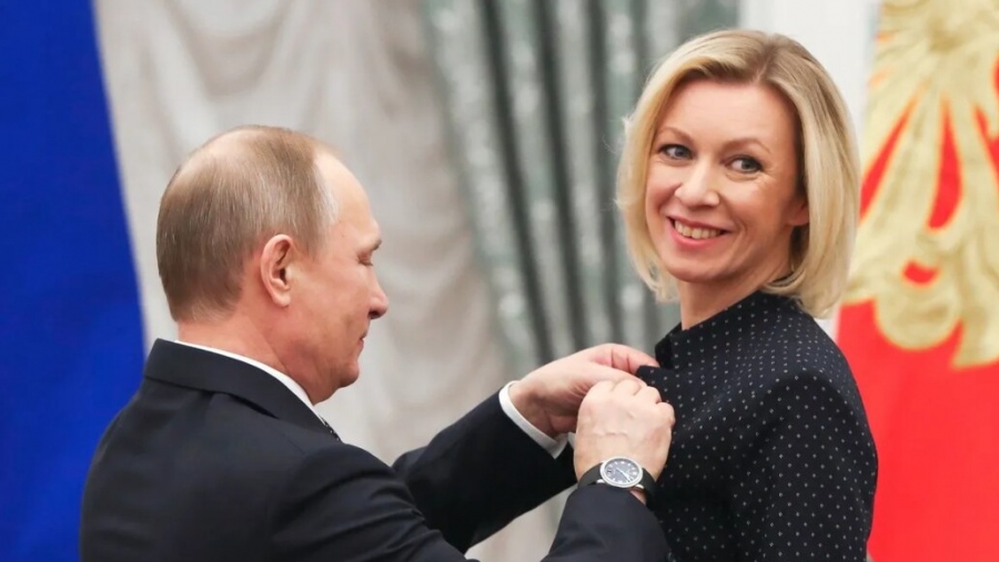 Τα ρωσικά ΜΜΕ αποκάλυψαν πώς ευχήθηκε ο Putin στην Zakharova για τα 50α της γενέθλια