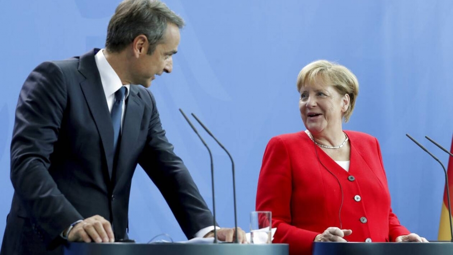 Αύριο στις 10:50 η συνάντηση Μητσοτάκη - Merkel στο Μέγαρο Μαξίμου