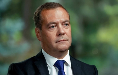 Medvedev: H Ρωσία έχει τη δύναμη να βάλει όλους τους εχθρούς της στη θέση τους