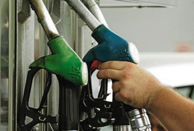 Oι αργίες του Πάσχα ανεβάζουν τις τιμές των καυσίμων έως 8 λεπτά το λίτρο λόγω της αυξημένης ζήτησης