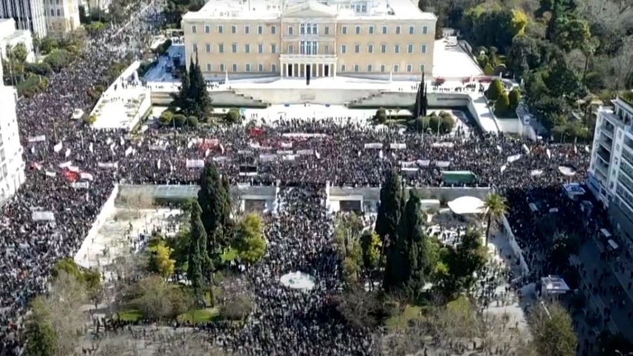 Unprecedented sea of protesters marks Tempi tragedy anniversary, shock at Maximos as mass rallies erupt nationwide