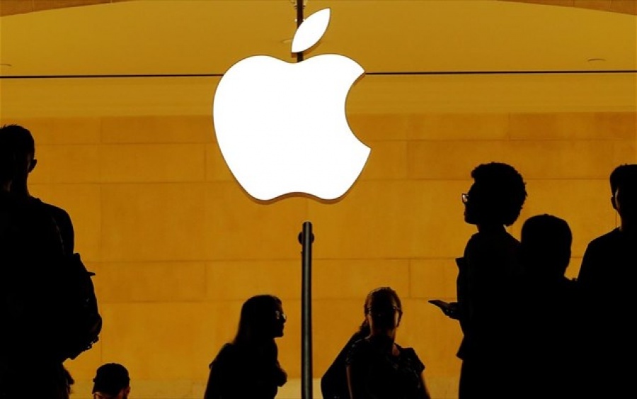 Πιέσεις της Apple στους προμηθευτές της για «επιθετικές πωλήσεις» των νέων 5G iPhone