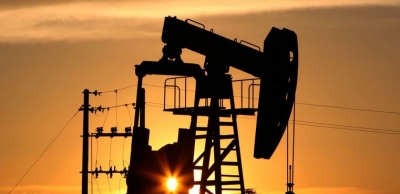 Πιέσεις στο πετρέλαιο λόγω των περιορισμών στην Κίνα - Στα 55,47 δολ/βαρέλι το brent