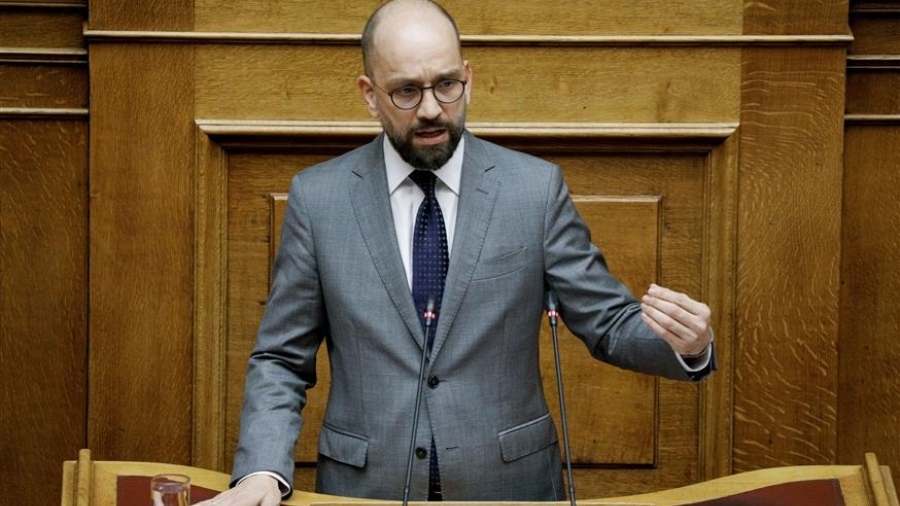 Μπάρκας (ΣΥΡΙΖΑ): Ο πρωθυπουργός επανέφερε τον ίδιο υπουργό τον οποίο είχε αποπέμψει γιατί δεν μπορούσε να ελέγξει το οργανωμένο έγκλημα