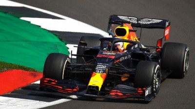 Θρίαμβος του Verstappen στην 70η επέτειο της F1 – Έσπασε το σερί της Mercedes