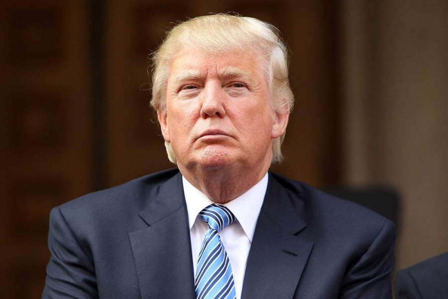 Rasmussen: To 51% των αμερικανών επικροτεί τον Trump και το 48% τον αποδοκιμάζει