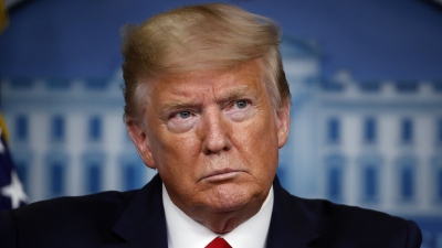 Διαρροή απερίγραπτου video - Ο Trump βρίζει τον Biden: «Έβγαλα από τη μέση ένα γέρικο, διαλυμένο σωρό... σκουπίδια»