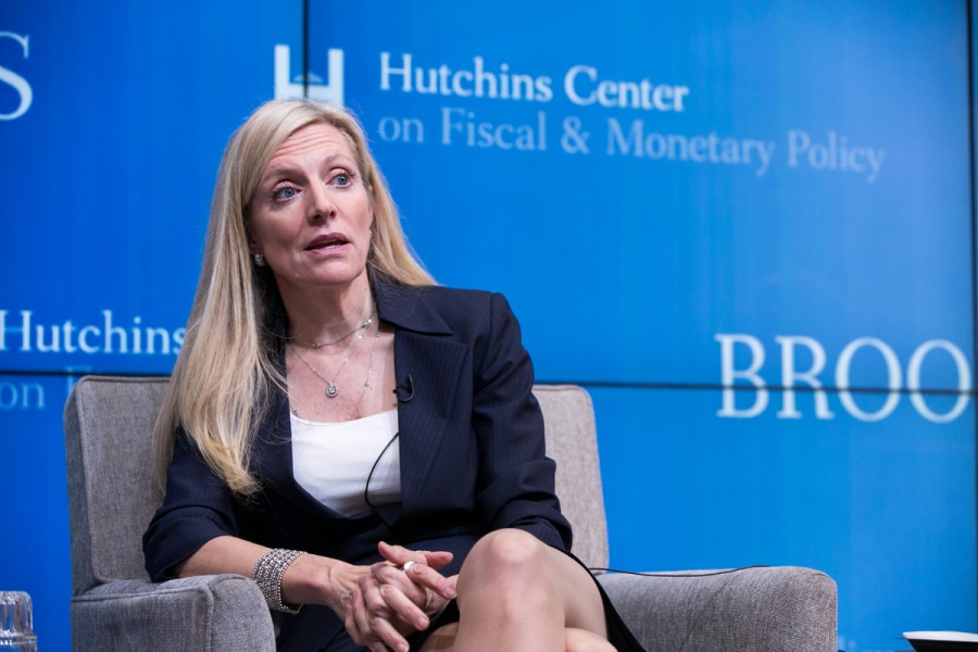 Brainard  (Fed ΗΠΑ):  Έτσι θα φτάσουμε σε ανάκαμψη «τύπου Κ» - Η οικονομία χρειάζεται άμεσα στήριξη