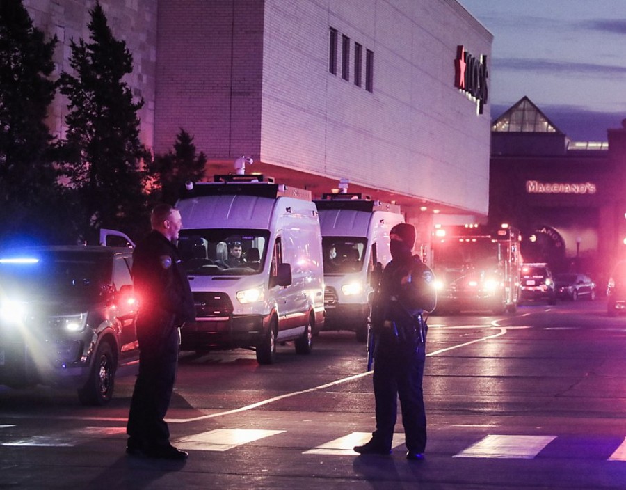 ΗΠΑ: Ένοπλη επίθεση σε εμπορικό κέντρο στο Μιλγουόκι με 8 τραυματίες - Άφαντος ο δράστης