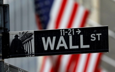 Θετικά πρόσημα στη Wall, με το βλέμμα στη νομισματική σύσφιξη από τη Fed - Ο S&P 500 +0,43%, o Dow +0,26%