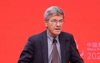 Jeffrey Sachs: Βρισκόμαστε στην τελική ευθεία για την άρση των κυρώσεων κατά της Ρωσίας