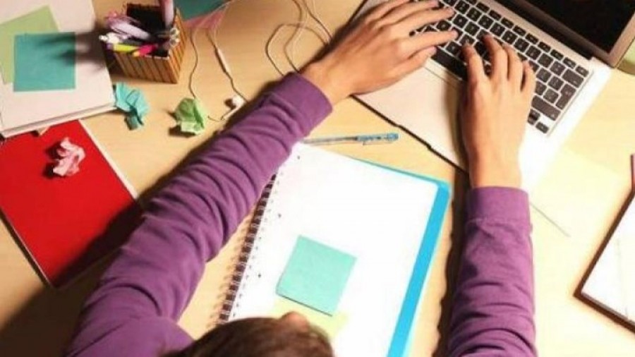 Έπεσε το σύστημα της τηλεκπαίδευσης - Οι μαθητές δεν μπορούν να μπουν στην πλατφόρμα webex