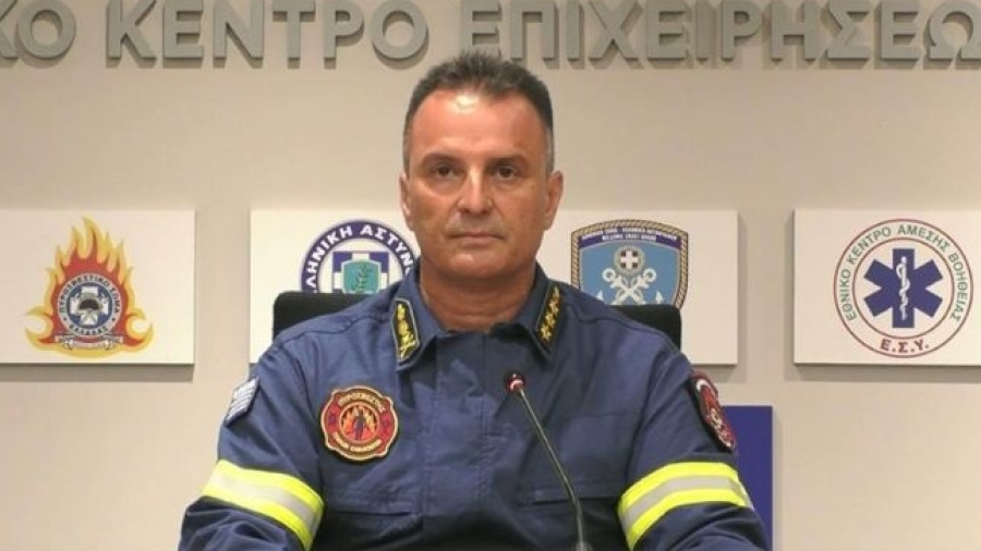 Βαθρακογιάννης για έκρηξη στην Πλάκα: Ανασύρθηκαν 6 άτομα - Καμία καταγγελία για οσμή αερίου στο Πυροσβεστικό Σώμα