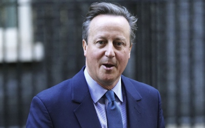 Βαρομετρικό χαμηλό στις σχέσεις Βρετανίας – Ρωσίας με υπουργό Εξωτερικών τον David Cameron