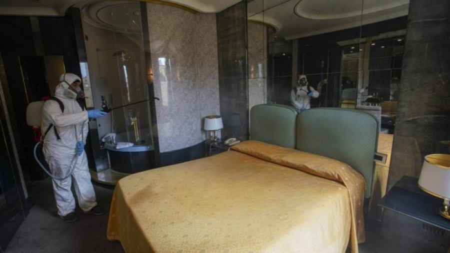 Τριάντα ευρώ την ημέρα από το Υπ. Τουρισμού για κάθε δωμάτιο καραντίνας