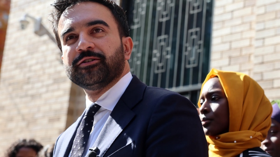 Political earthquake in New York: Zohran Mamdani, from hip-hop artist to mayor who wants to tear down the system