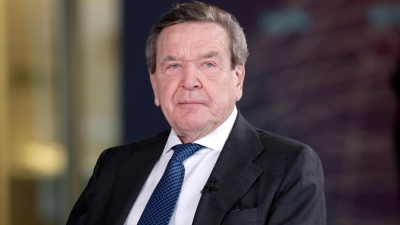 Πρώην καγκελάριος Schröder: Μην περιμένετε από εμένα να αποκηρύξω τον Putin