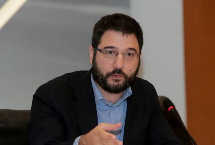 Ηλιόπουλος (ΣΥΡΙΖΑ): Πλιάτσικο στις τσέπες των πολιτών το νέο ασφαλιστικό