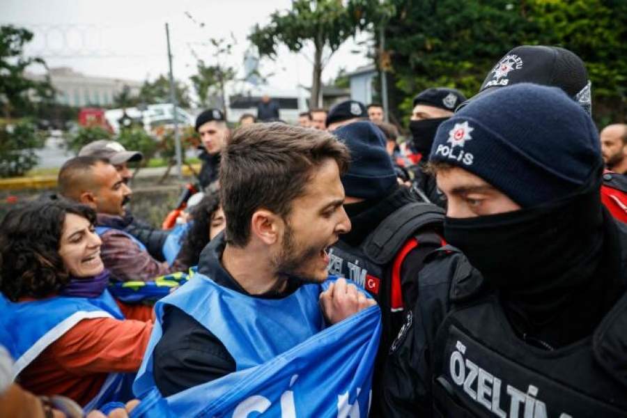 Συγκρούσεις στην Κωνσταντινούπολη – Πάνω από 140 συλλήψεις… για την Πρωτομαγιά