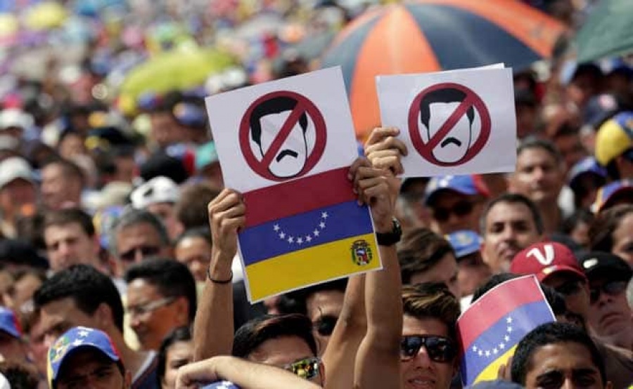 Βενεζουέλα: Καταφύγιο σε ξένες πρεσβείες για βουλευτές της αντιπολίτευσης
