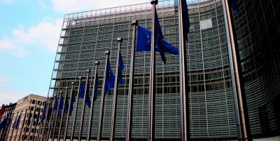 Κομισιόν: «Καμπάνα» σε εταιρείες που είχαν στήσει καρτέλ στην αγορά αιθυλενίου