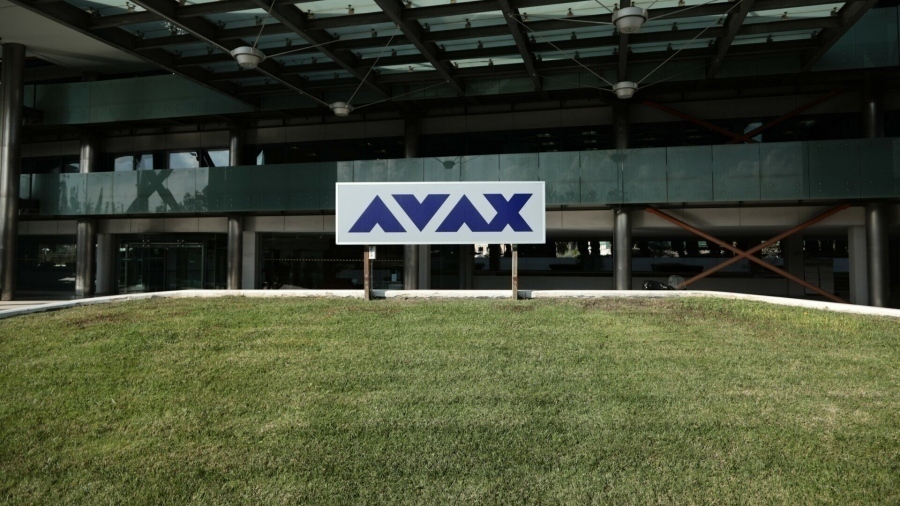 AVAX: Στο 8,494% το άμεσο ποσοστό του Κ. Κουβαρά
