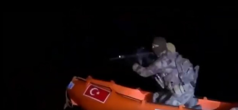 Οπλισμένοι Τούρκοι κομάντο προκαλούν με φουσκωτά στον Έβρο