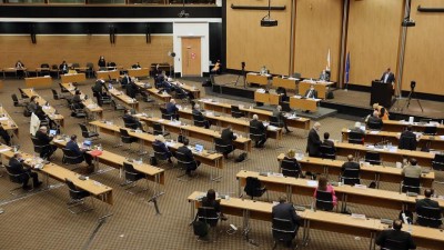 Κύπρος: Καταψηφίστηκε από τη Βουλή με οριακή πλειοψηφία ο προϋπολογισμός του 2021