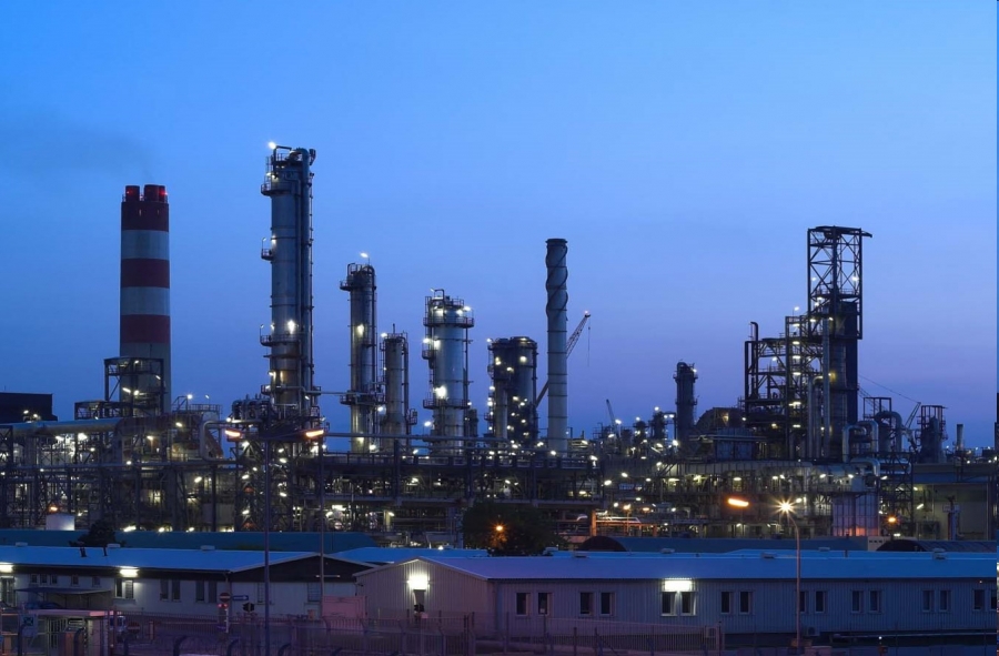 Ισχυρή ανοδική κίνηση από τις μετοχές του κλάδου διύλισης – Γιατί ξεχώρισαν ΕΛΠΕ και Motor Oil