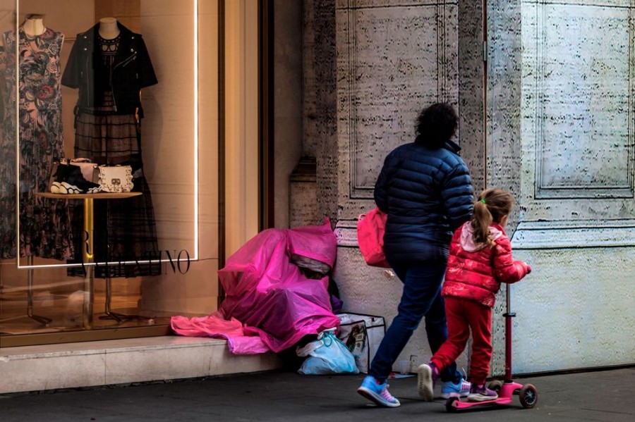 Ιταλία: Εκτιμήσεις για ραγδαία αύξηση της φτώχειας το 2020, εξαιτίας του κορωνοϊού