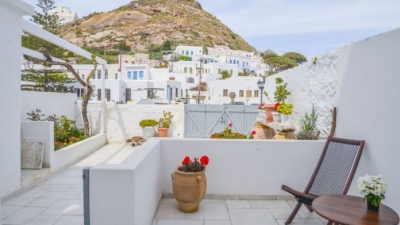 Πόσο διαφέρουν οι τιμές Airbnb και ξενοδοχείου - Μέσο κόστος σε Αθήνα