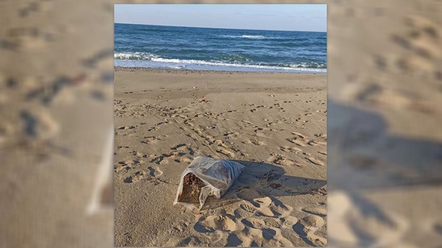 Κρήτη - Τα ορφανά... ναρκωτικά: 15 κιλά χασίς βρέθηκαν σε παραλία του Ρεθύμνου