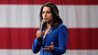Πυρά από την Gabbard: Οι «μόνιμοι» γραφειοκράτες της Ουάσιγκτον προσκολλώνται στην εξουσία με όλη τους τη δύναμη