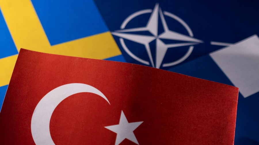 NATO: Ύστατη προσπάθεια να μεταπειστεί ο Erdogan και να άρει το veto για την Σουηδία
