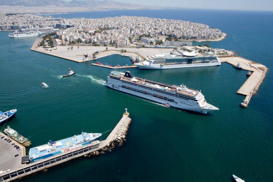 ΟΛΠ: Δάνειο 140 εκατ. ευρώ από την ΕΤΕπ - Μητσοτάκης: Το λιμάνι θα μεταμορφωθεί