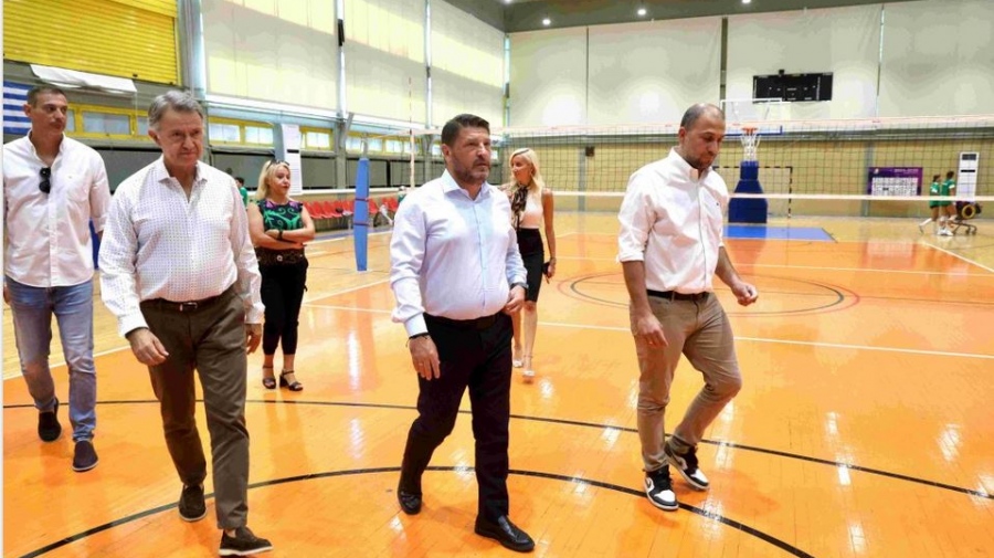 Χαρδαλιάς: Στηρίζουμε εμπράκτως τον ερασιτεχνικό αθλητισμό - Αναβάθμιση εγκαταστάσεων του κλειστού γυμναστηρίου του Μετς