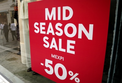 Εμπορικός Σύλλογος Αθηνών: Παρωχημένος ο θεσμός των ενδιαμέσων εκπτώσεων