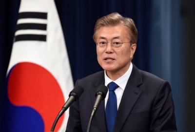 Moon Jae in (Ν. Κορέα): Δεν σκοπεύουμε να αναπτύξουμε πυρηνικά όπλα παρά την απειλή της Β. Κορέας