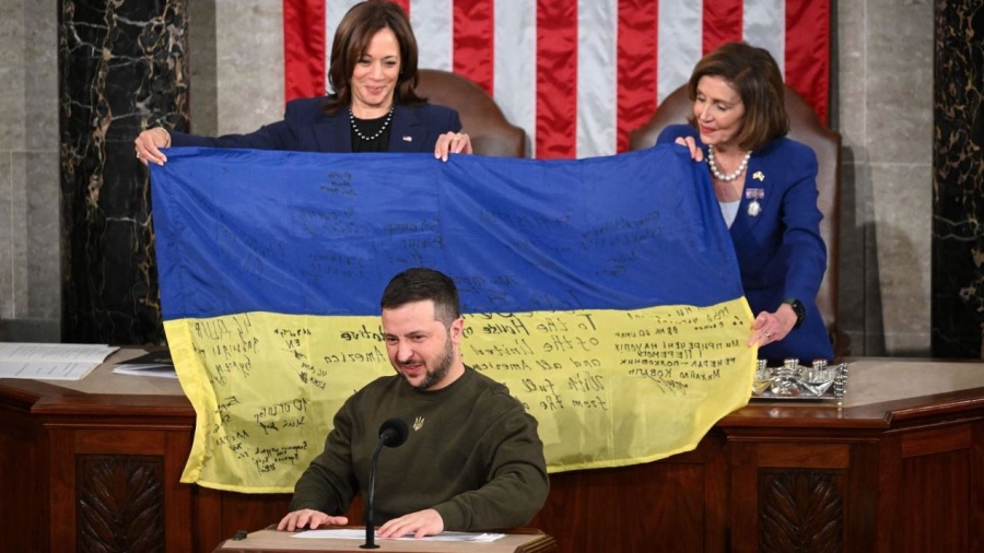 Περιοδεία οίκτου από τον Zelensky στο Κογκρέσο - Σοβαρά ερωτήματα από τους Ρεπουμπλικανούς για την στήριξη της Ουκρανίας