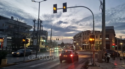 Συνηθίζεις να περνάς με πορτοκαλί φανάρι; - Μάθε το πρόστιμο!