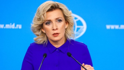 Zakharova: Ο Zelensky σέρνει τον ίδιο του τον λαό στην άβυσσο του παγανισμού