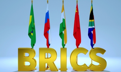 Δρομολογείται η ανατροπή: Οι BRICS σχεδιάζουν το δικό τους κοινό νόμισμα – Καίριο πλήγμα για το δολάριο