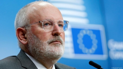 Timmermans (EE): Σημαντικός ο ρόλος του φυσικού αερίου για τη μετάβαση τους από τον λιγνίτη στις ΑΠΕ
