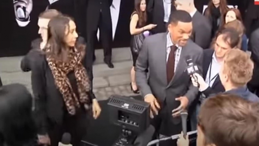 Ο Will Smith είχε και προηγούμενο ξέσπασμά στα Oscar - Το χαστούκι σε δημοσιογράφο (βίντεο)