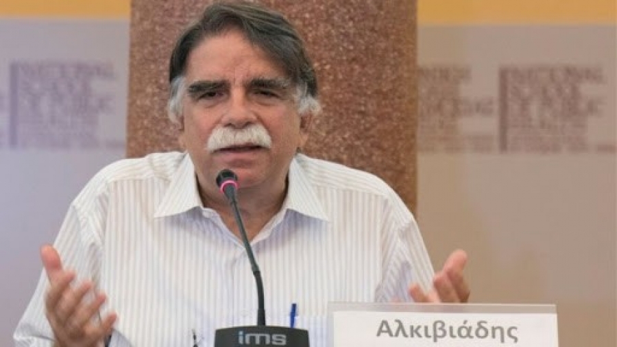Βατόπουλος: Όλα τα σενάρια για περιοριστικά μέτρα είναι στο τραπέζι